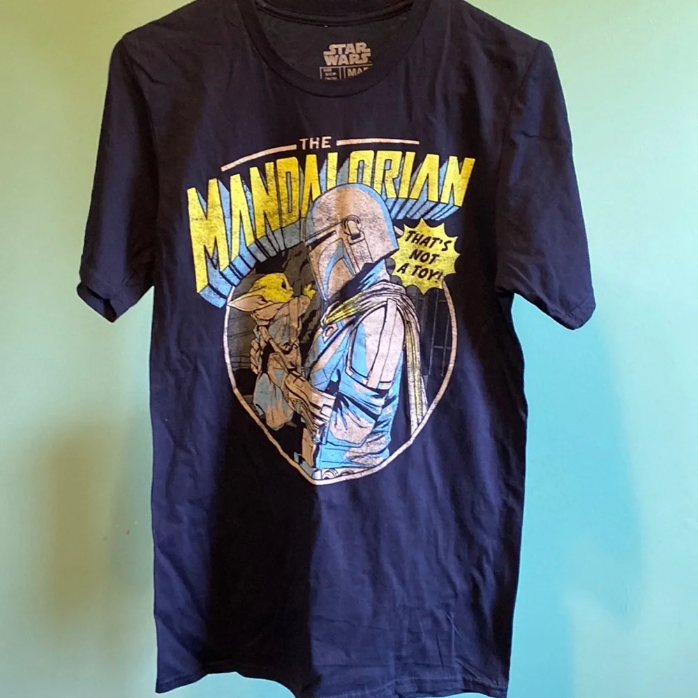 NWOT Men’s Small Star Wars Mandalorian Tee Navy Blue - Picture 1 of 3